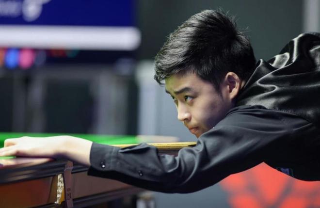 他以更高的 他以更高的