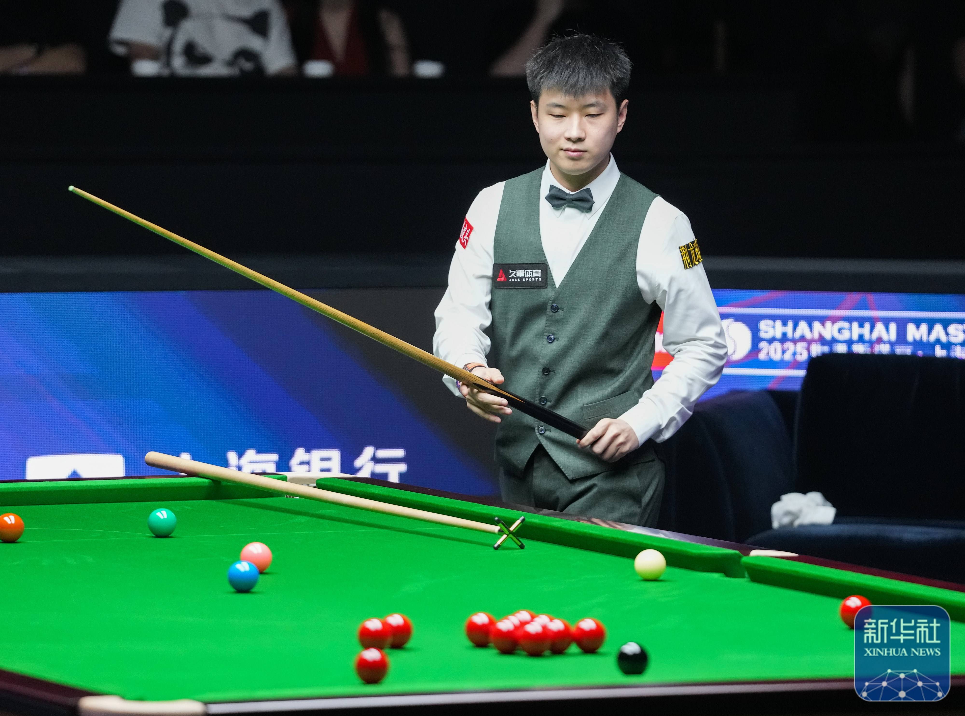 位带领男子 位带领男子